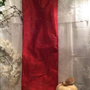 JC Penny’s Home Collection Everyday Red Beaded Table Runner 13x70